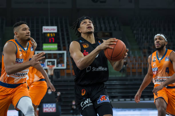 是他们挥之 是他们挥之